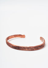 Load image into Gallery viewer, Oxidized Copper Cuff